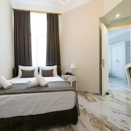 Hotel Modern Revival Luxury 4*