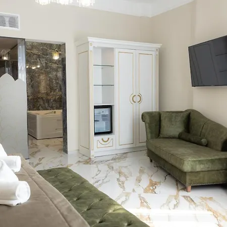 Modern Revival Luxury 4*