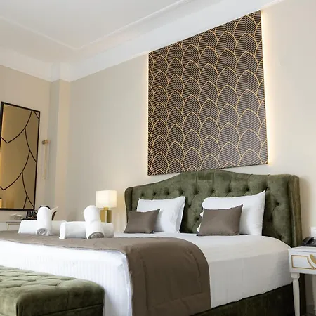 Modern Revival Luxury Hotel 4*