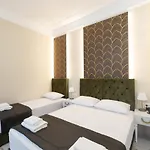 Modern Revival Luxury Tessalónica