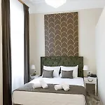 Modern Revival Luxury Tessalónica