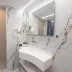 Hotel Modern Revival Luxury