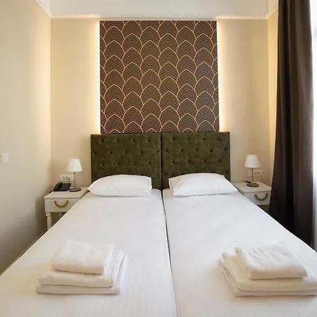 Hotel Modern Revival Luxury 4*