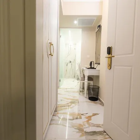 Hotel Modern Revival Luxury 4*