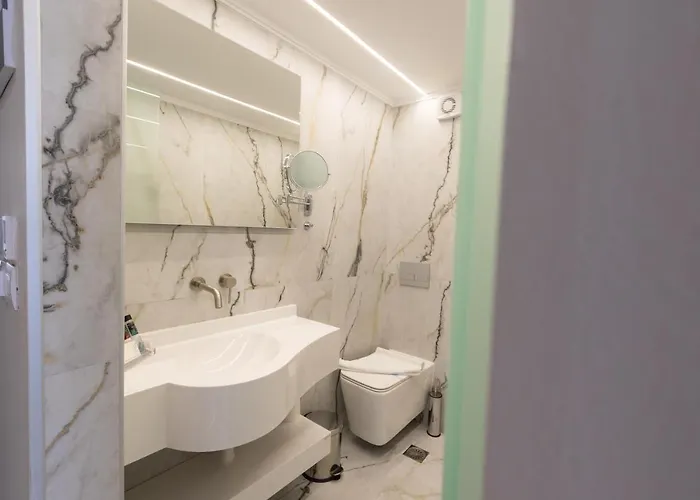 Modern Revival Luxury 4* Selanik