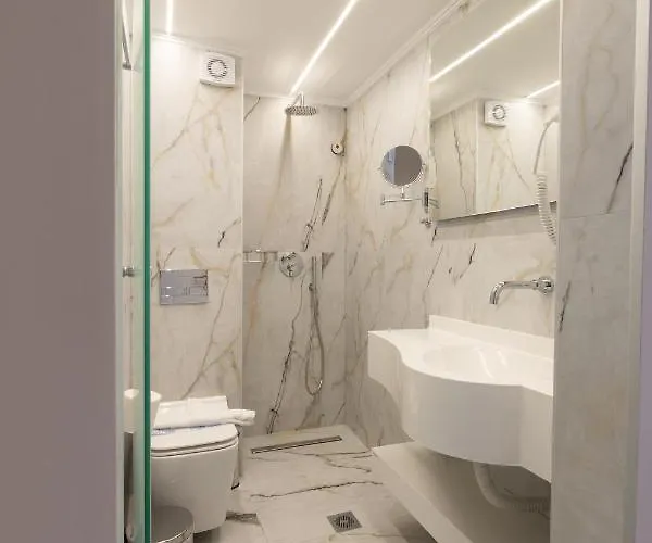 Modern Revival Luxury 4*