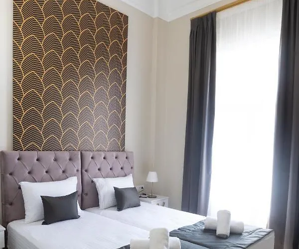 Modern Revival Luxury Salonic